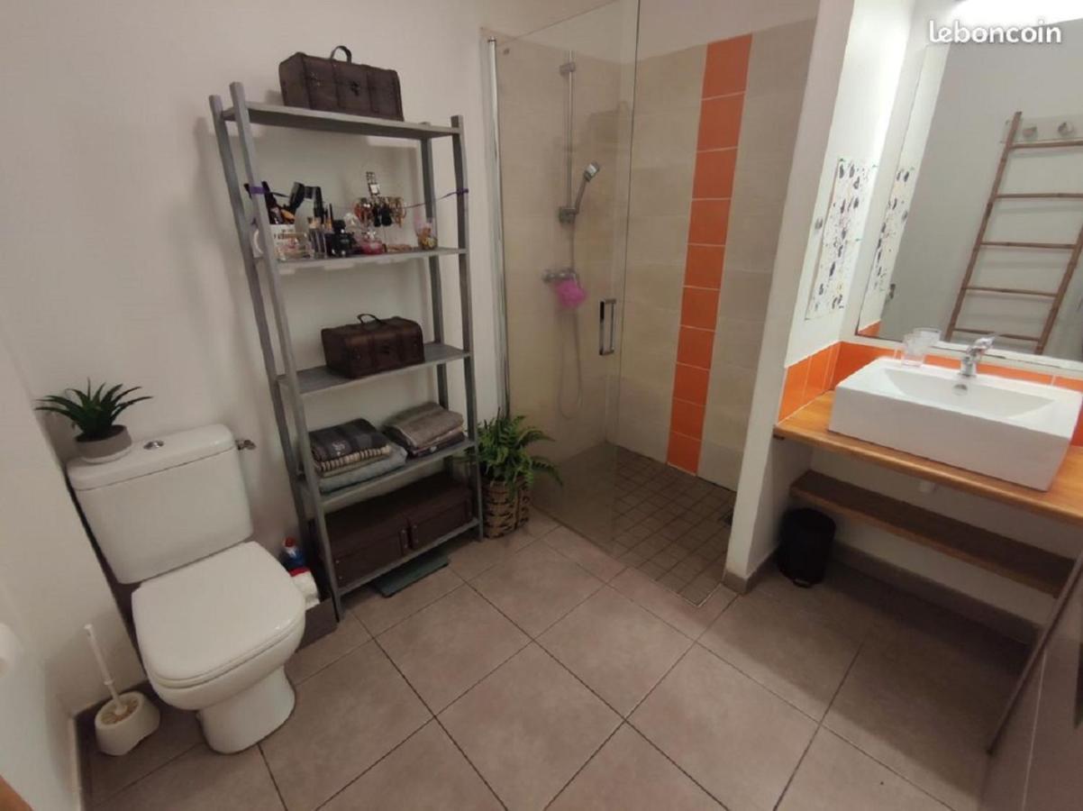 Apartamento Location saisonnière meublée F2 St Leu face océan à 1 min plage Saint-Leu Exterior foto